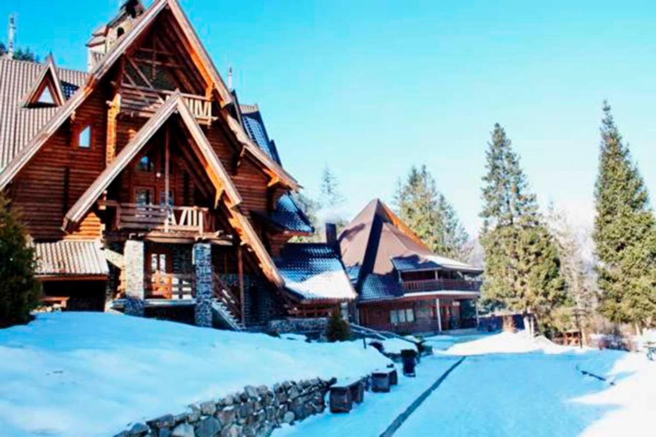 Tsarynka Eco Complex Hotell Slavske Exteriör bild