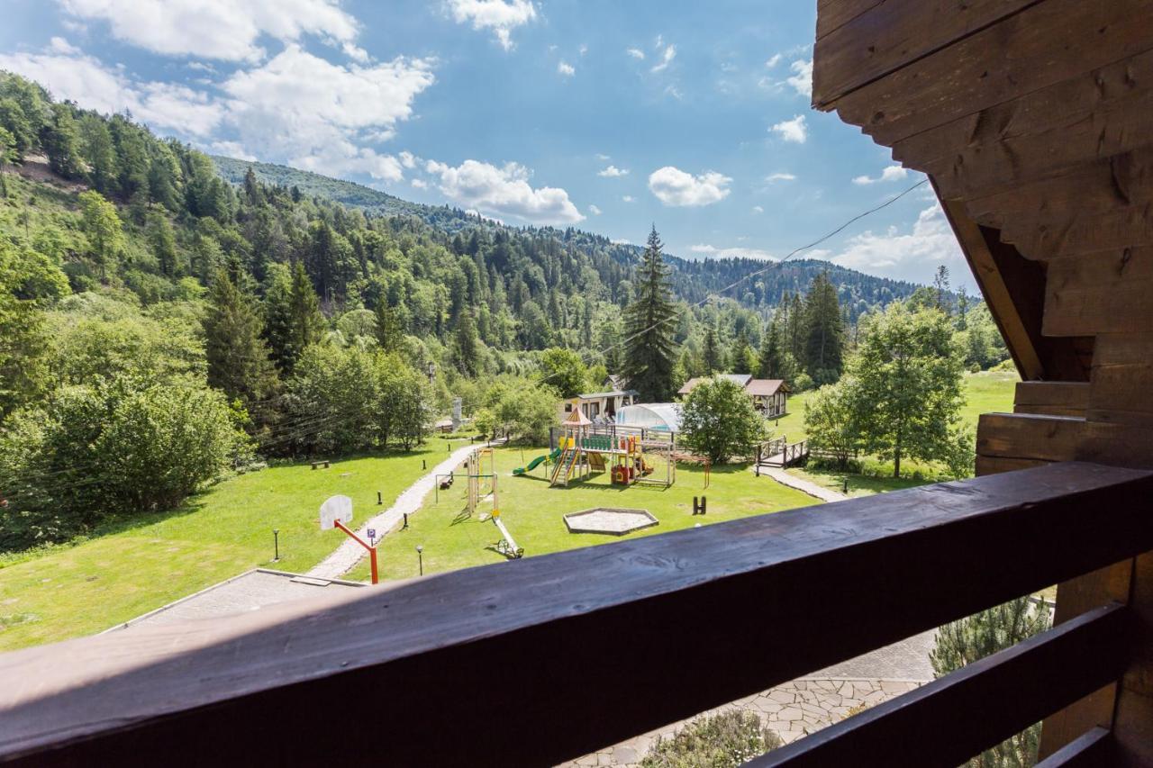 Tsarynka Eco Complex Hotell Slavske Exteriör bild